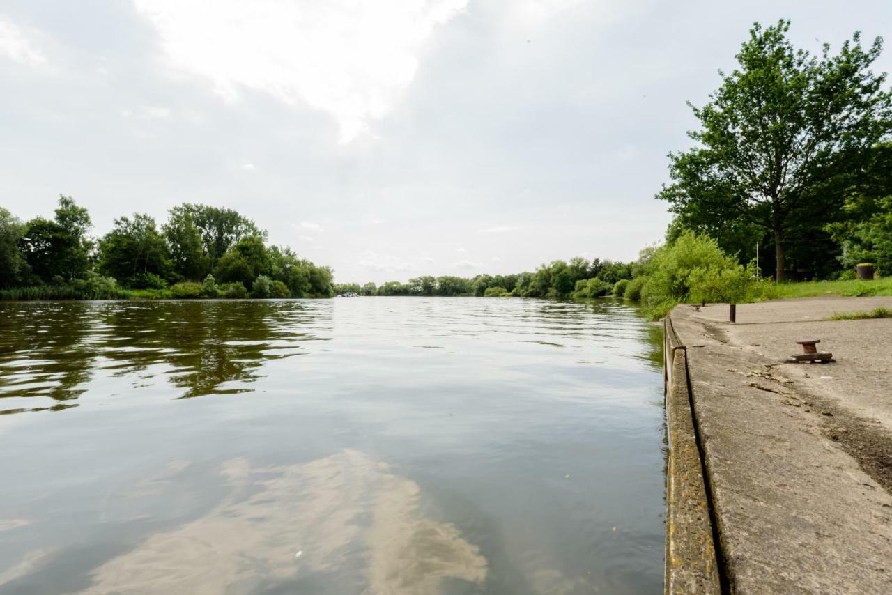 Weserwohnung - Bootshaus Urlaub Am Wasser Hamelín Exterior foto